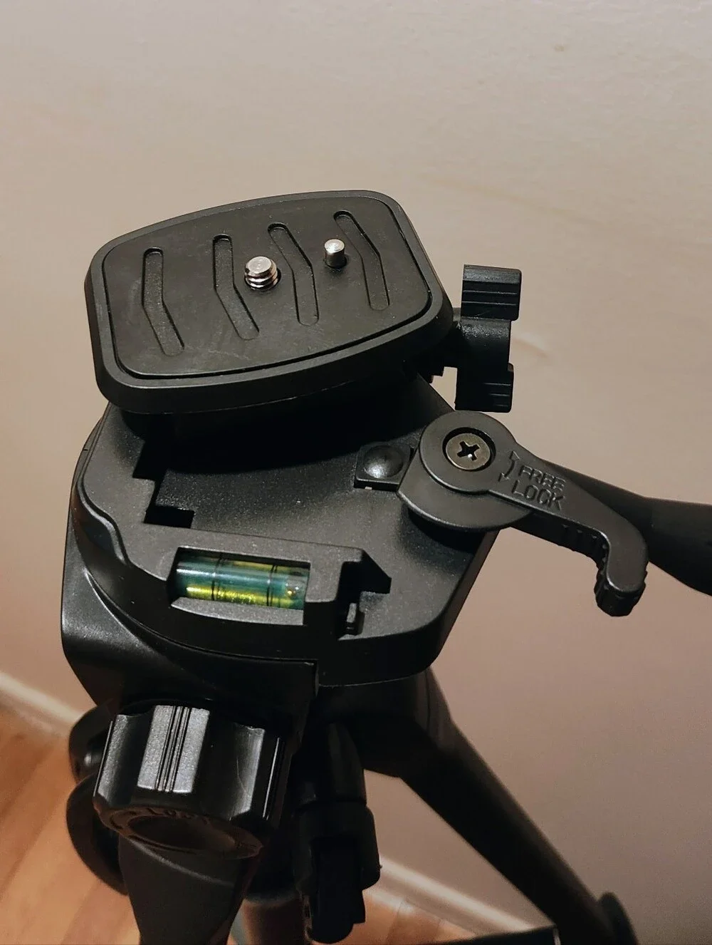Ravelli Black Camera Tripod with Carry Bag